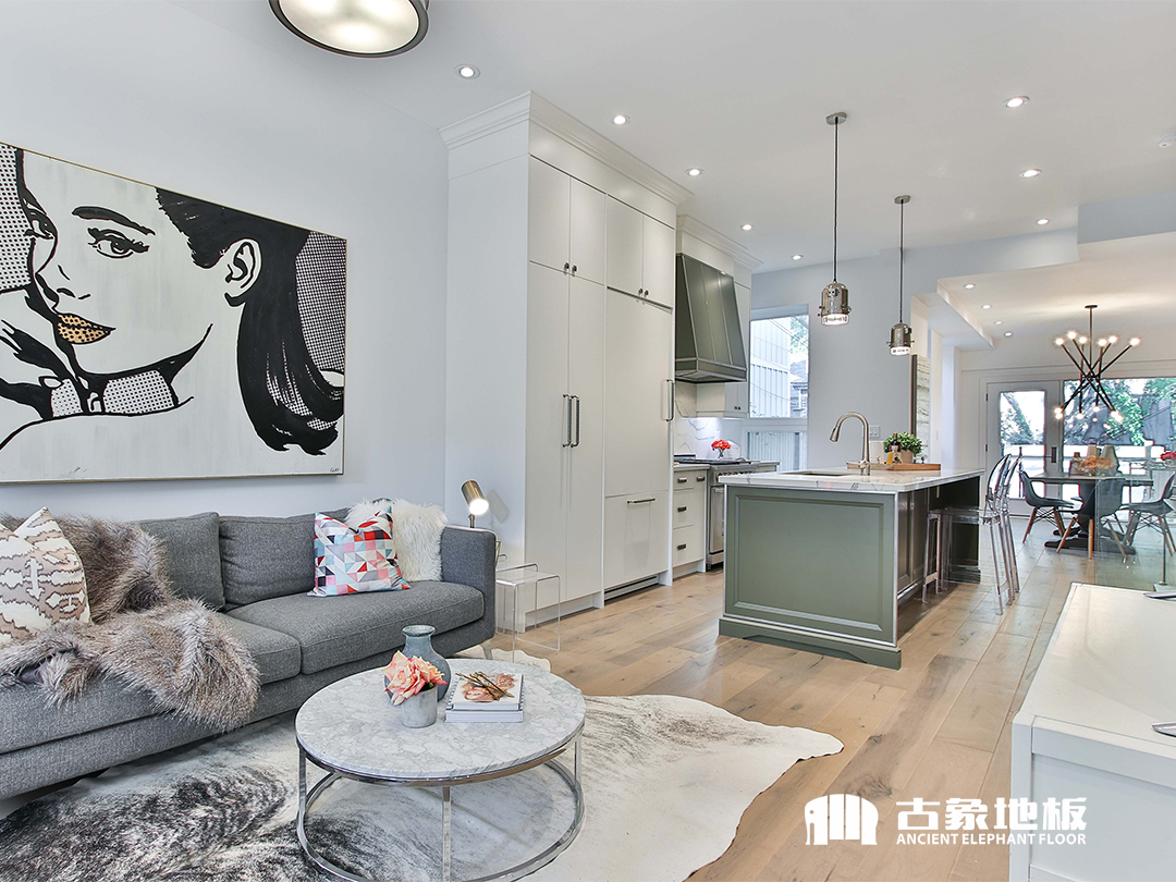 為什么實(shí)木地板會(huì)有色差呢