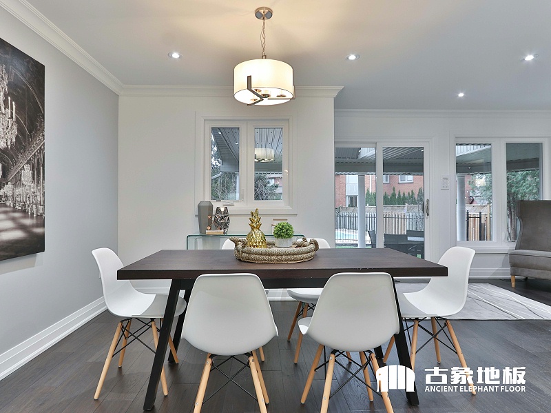 強(qiáng)化地板鋪裝