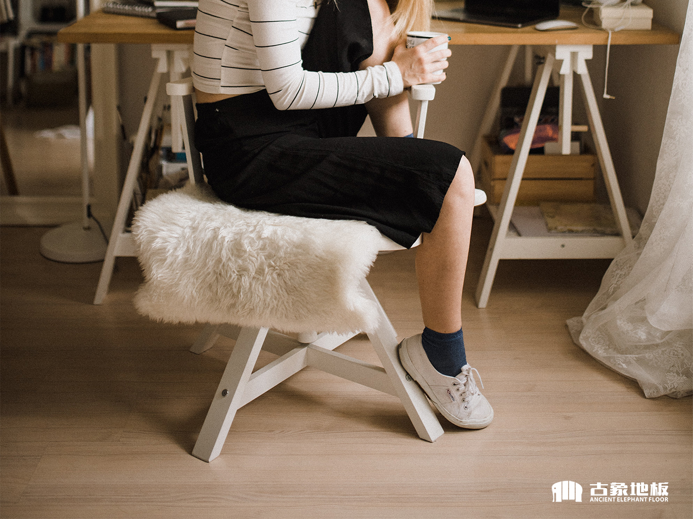 實(shí)木地板選什么顏色好看