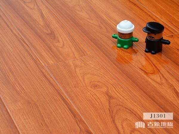 古象強化地板·德國黃柚-J1301 強化地板