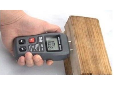 實木地板為什么會開裂