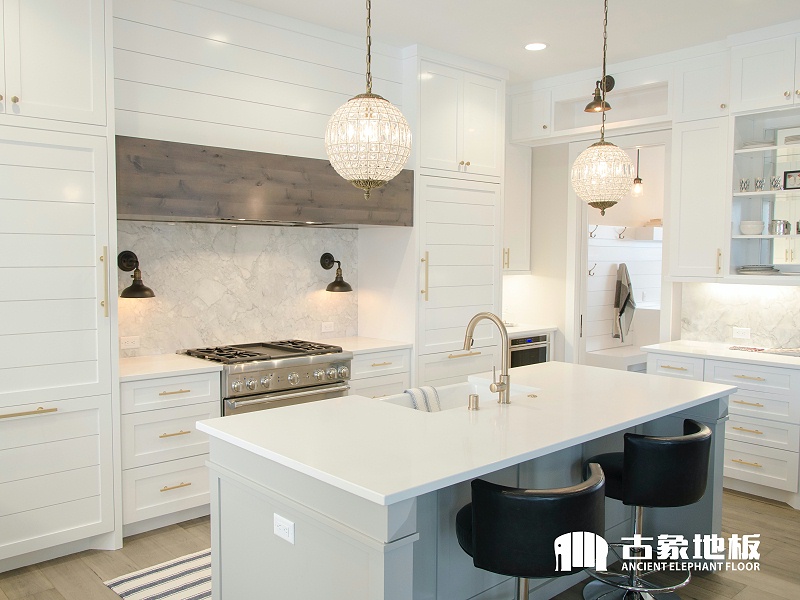 地暖實(shí)木地板