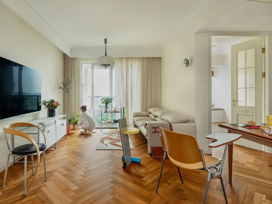 單身公寓鋪裝古象人字拼地板是一種什么體驗