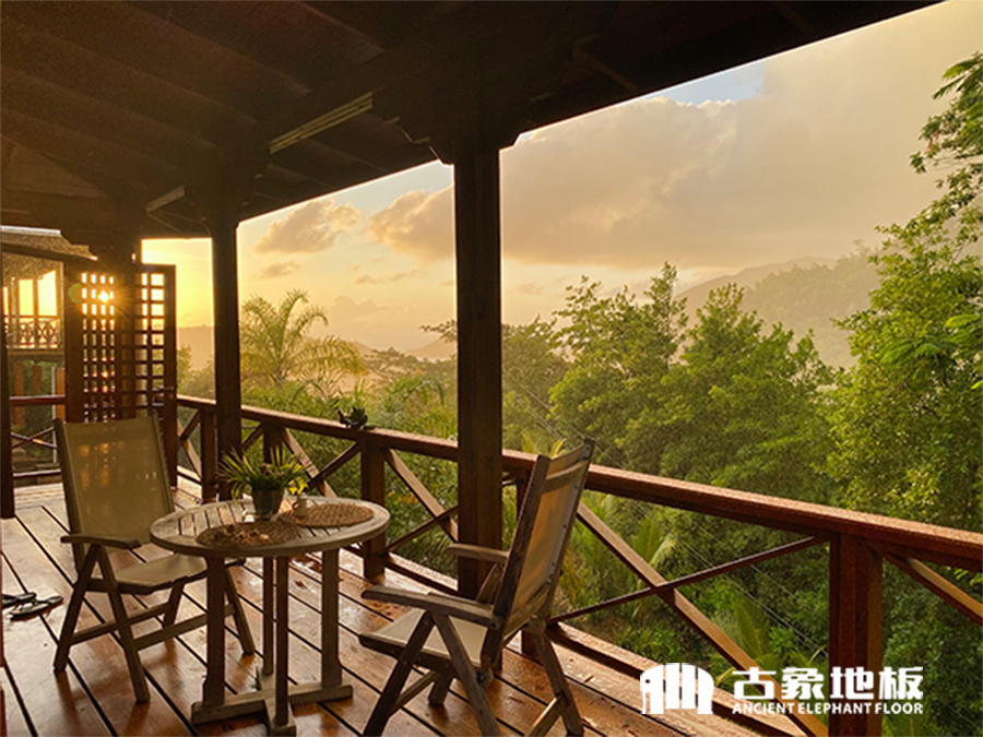 陽臺地面鋪什么好