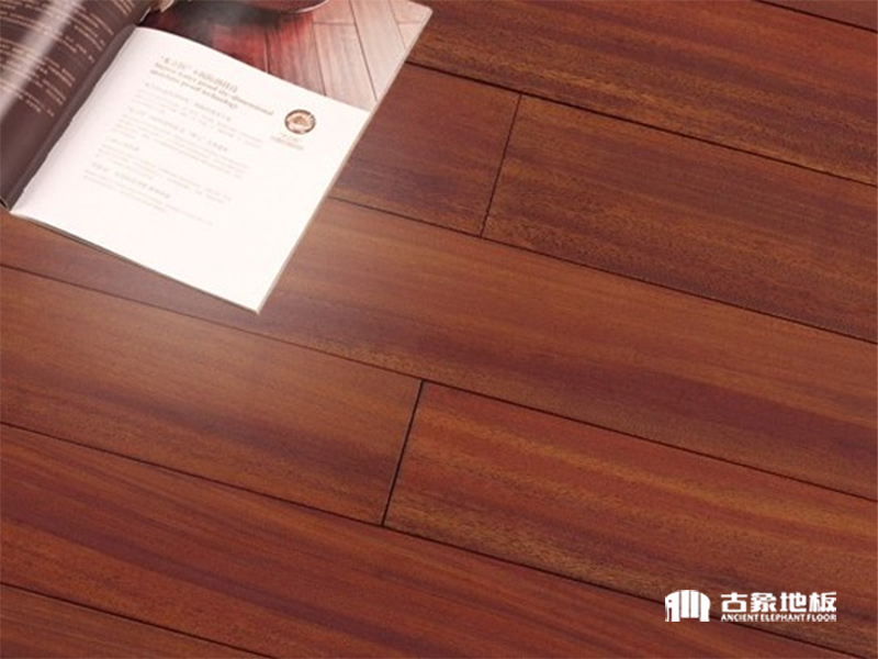 實(shí)木地暖地板