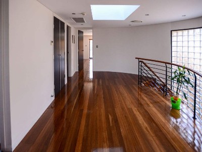 夏季地板鋪裝完后要注意哪些方面