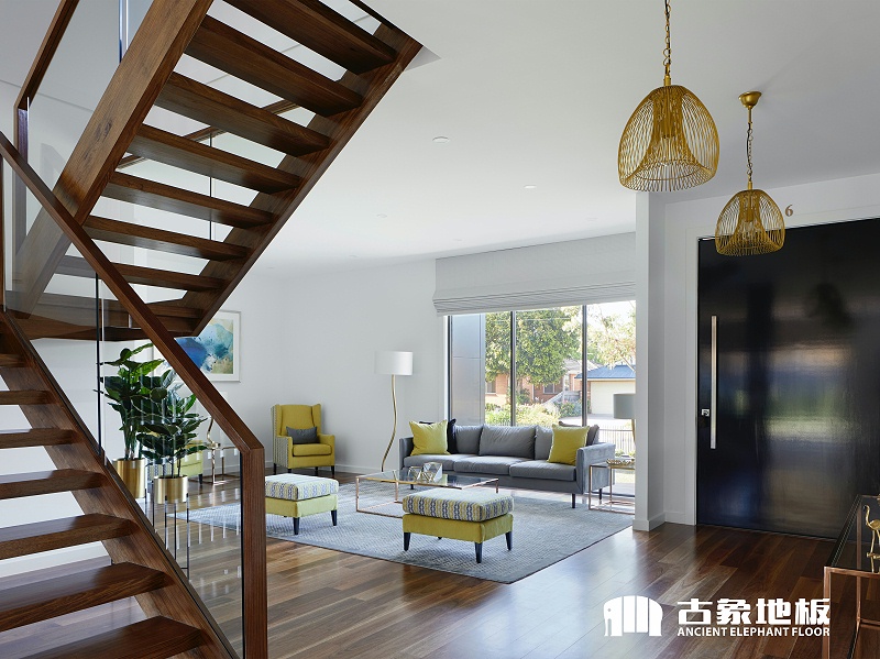 loft房安裝強(qiáng)化地板注意事項(xiàng)