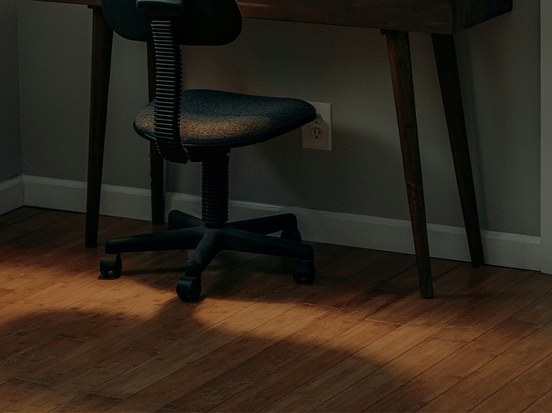 多層實(shí)木地板