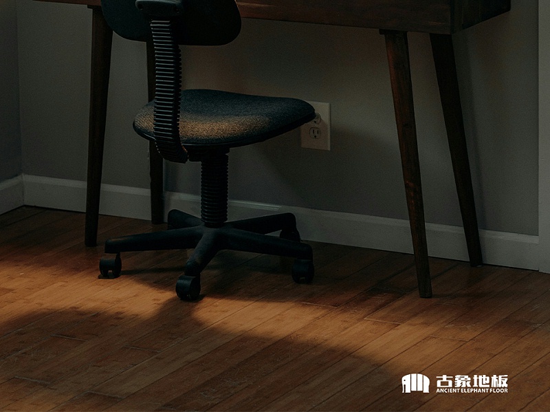 木地板留伸縮縫