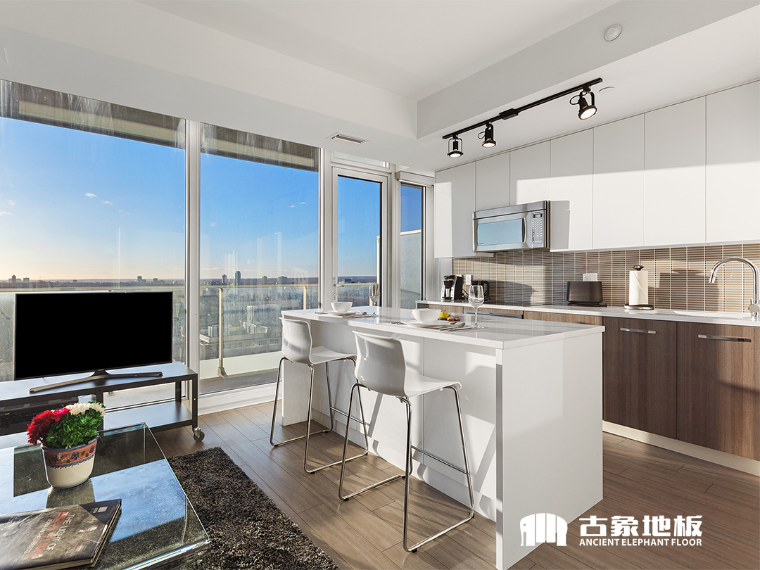 如何分辨純實(shí)木地板與印花板