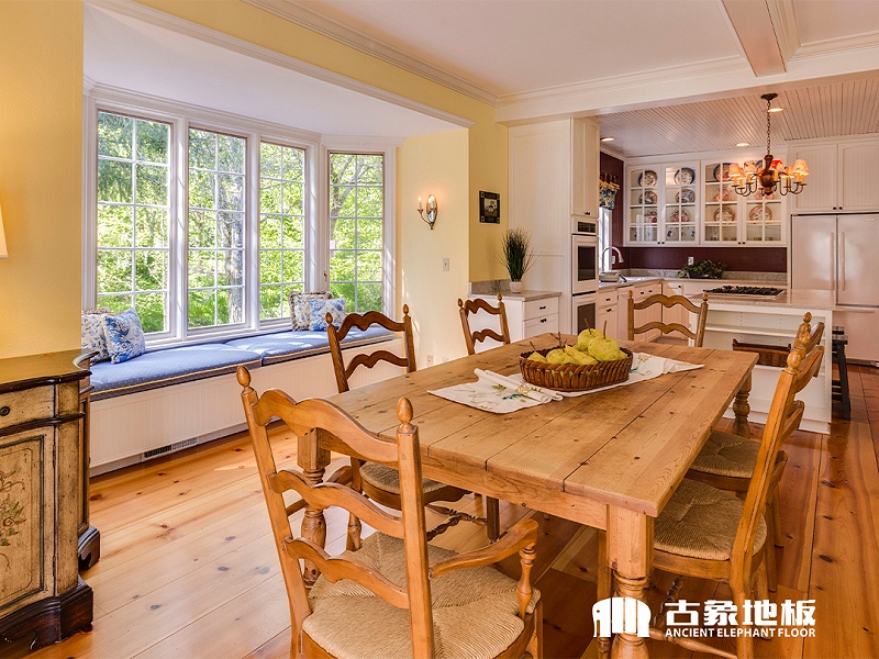 買實木地板注意色差