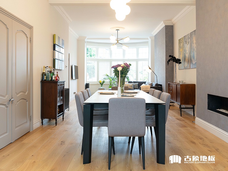 多層實(shí)木地板