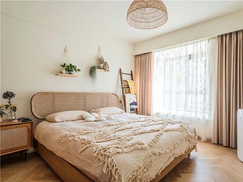 舒適、慵懶的臥室空間