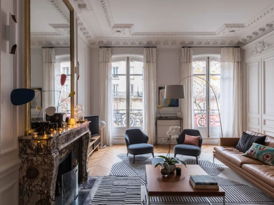 古象地板鋪裝案例之魚骨拼蜿蜒出的法式復(fù)古家