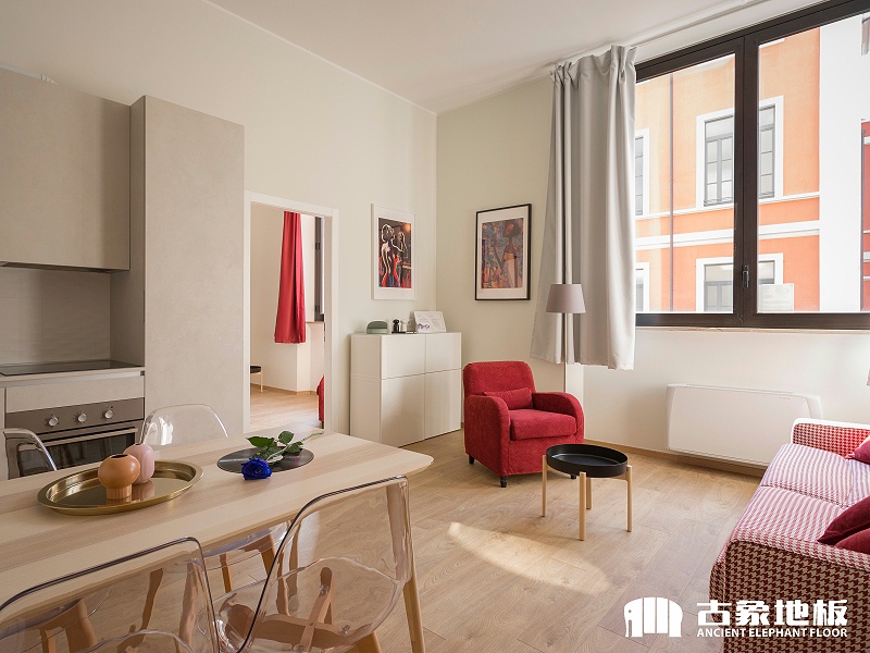 基本完好的實木地板可以保留