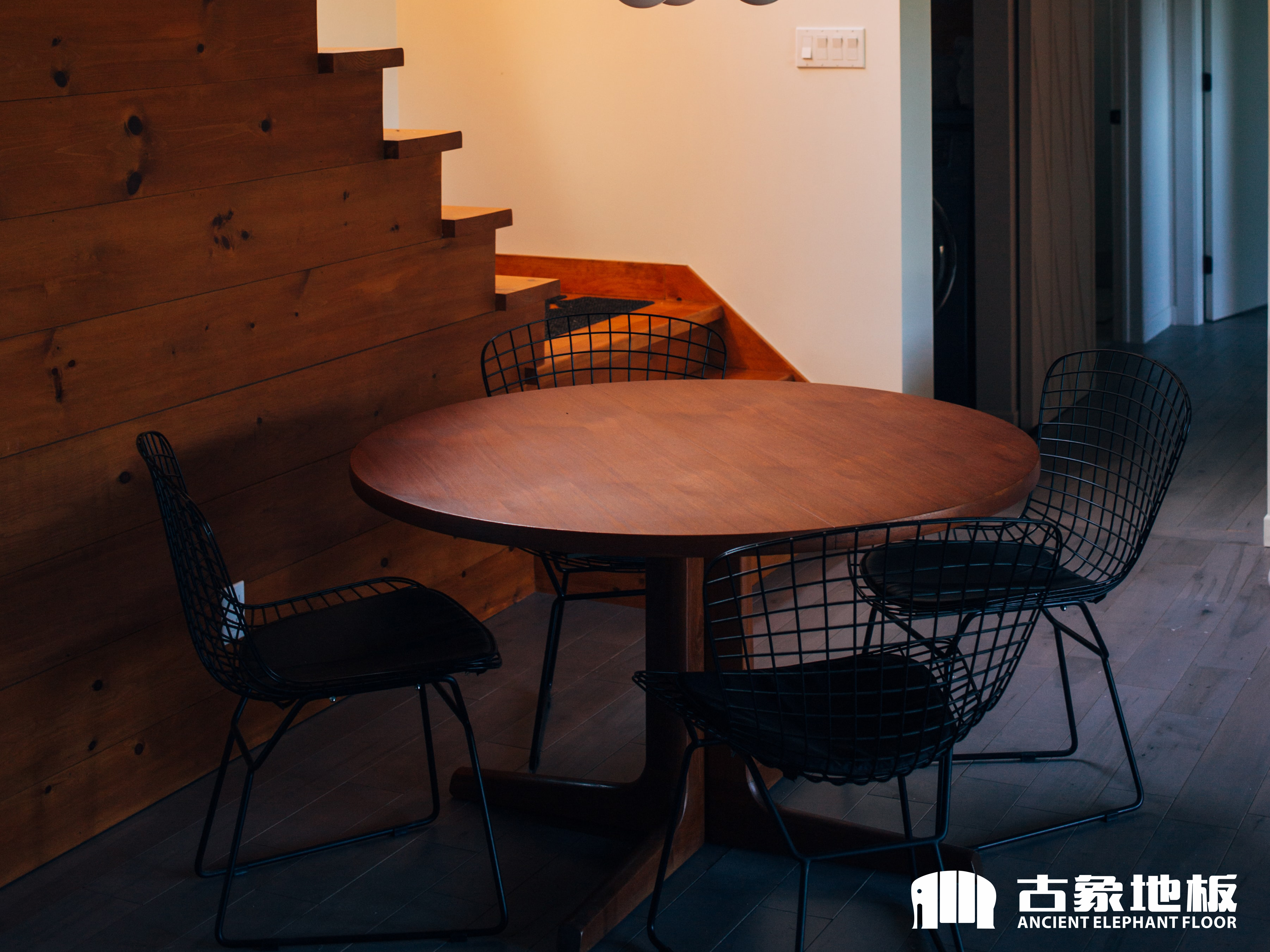 強化地板在地下室鋪設(shè)需要做哪些準(zhǔn)備