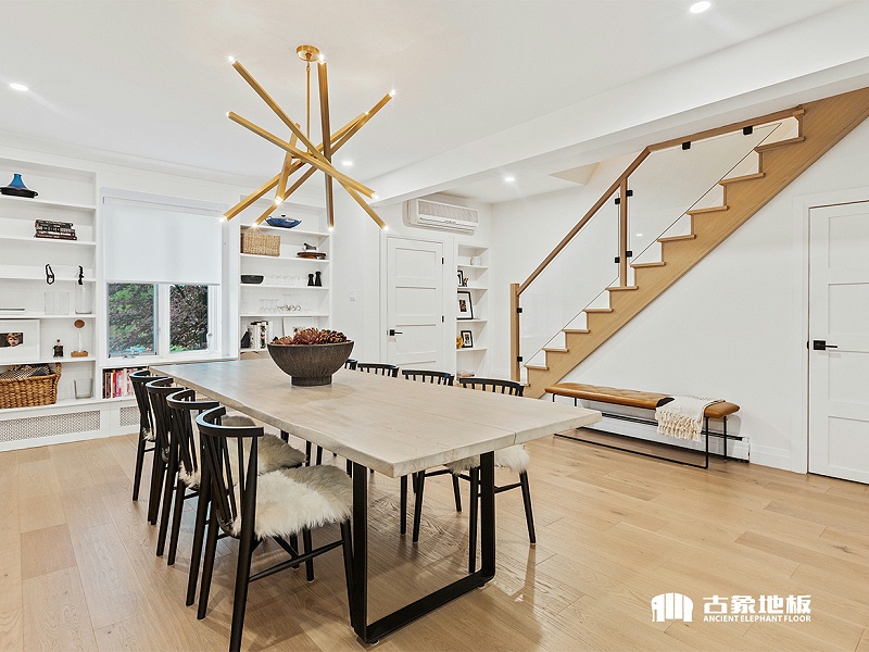 新三層實(shí)木地板